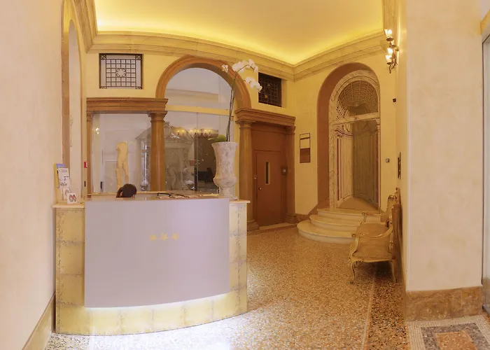 Otel Antica Dimora Delle Cinque Lune 3*
