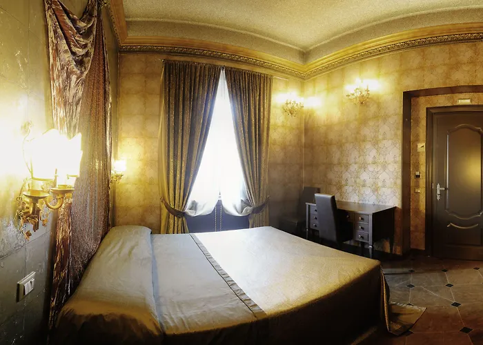 Otel Antica Dimora Delle Cinque Lune 3*