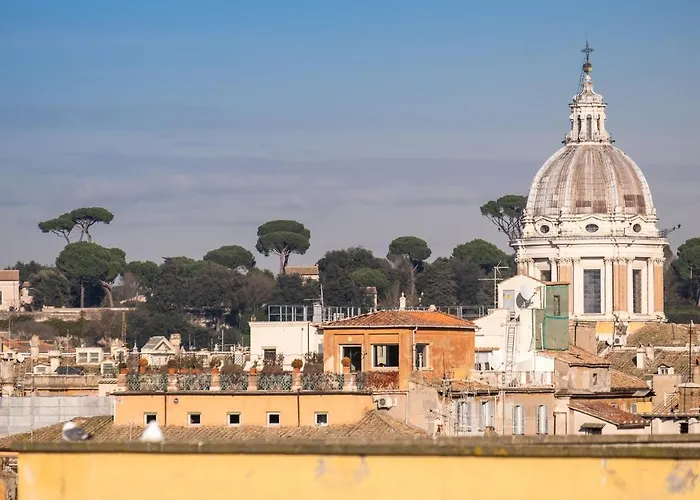 Antica Dimora Delle Cinque Lune Hotel 3*